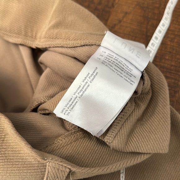 Lune Active Essential Pants in Tan - Picture 7 of 10